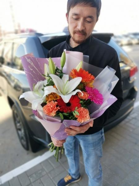 "Как сделать сюрприз родным? Я в другом городе"

Часто возникающий вопрос у вас в голове

Мы знаем, что..