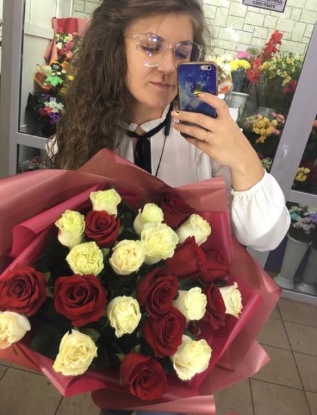 Через 1 час акция &laquo;Счастливый час&raquo;
Скидка на готовые букеты и композиции 
..
